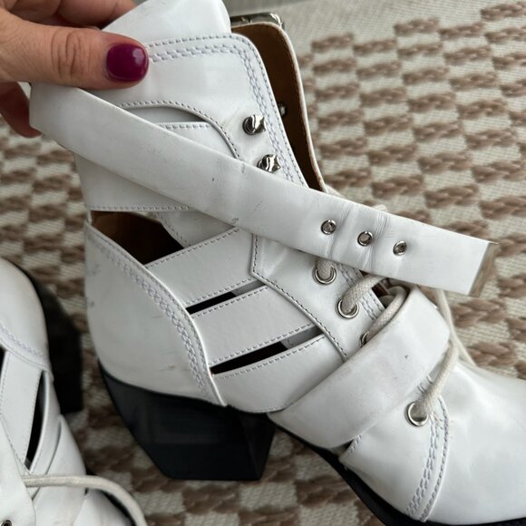 Chloe White Leather Lace Up Rylee Ankle Boots Size 8 - Picture 7 of 7